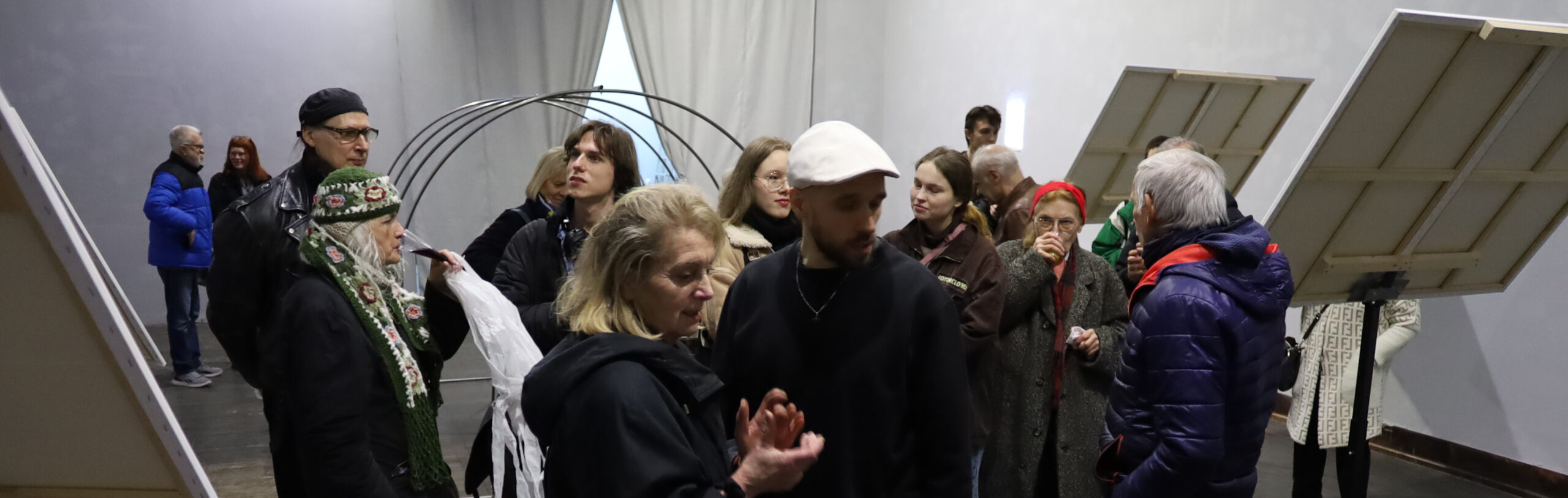 20 marca miało miejsce otwarcie wystawy Kacpra Nurzyńskiego “Rozchmurzenie”